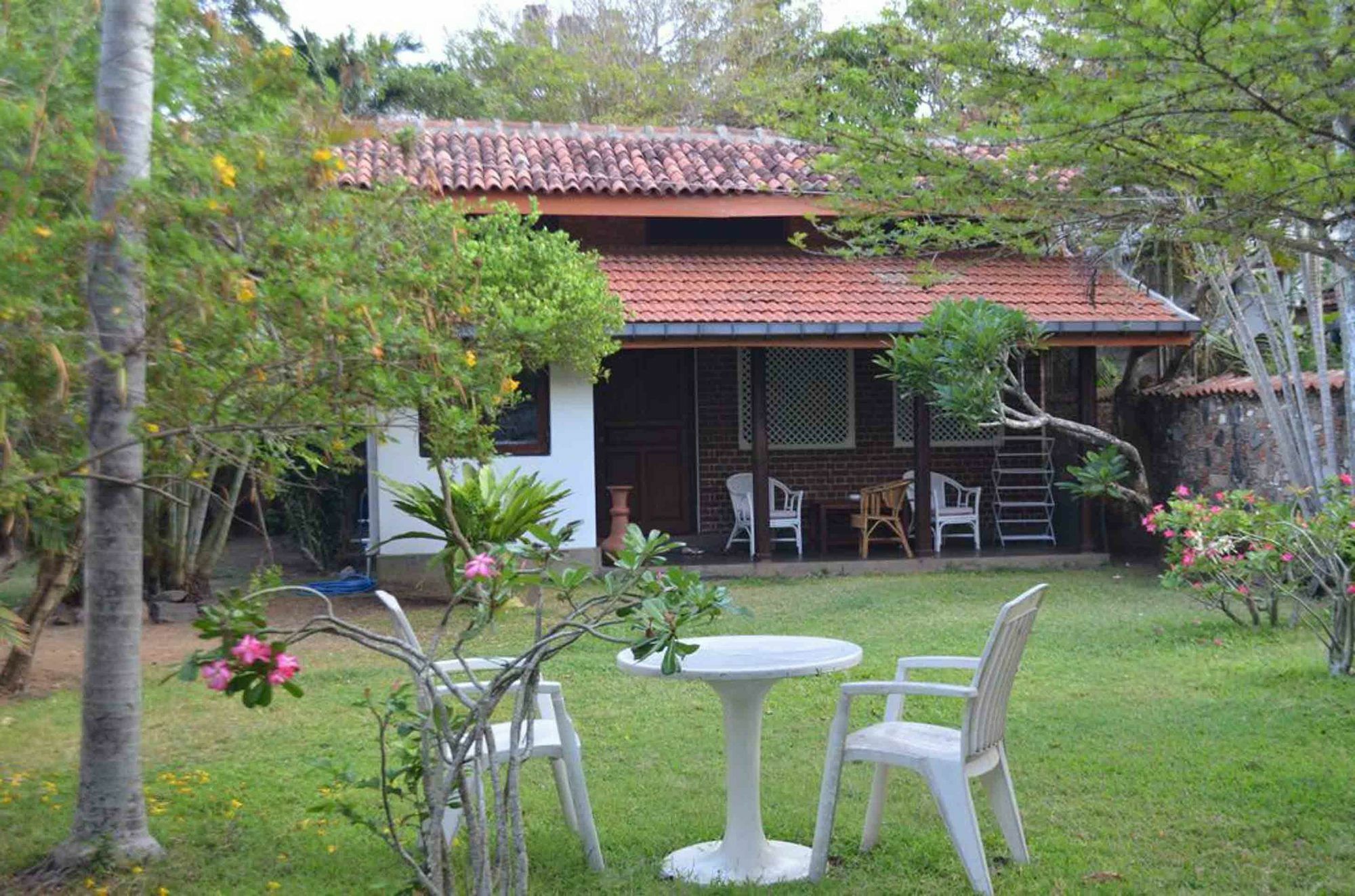 Cottage Garden Bungalows Moratuwa Exterior foto